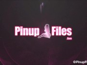 Tessa Fowler behind the scenes uncovers her green sexy bikini 1/16