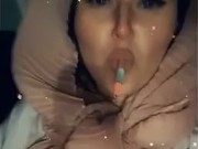 Arabic sexy smoking slut 15/16