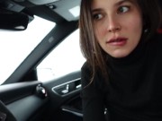 Накачал её рот спермой!!! Публичный секс в авто. 11/16