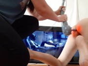 Выебала её в жопу перед телевизором вибрирующим массажёром - lesbian_illusion 6/16