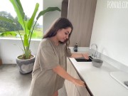 Идеальное утро с сексуальной девушкой: секс, минет и пиво 1/16