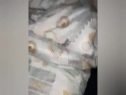 mi habitación y me despierta con una buena follada por culo 1/16