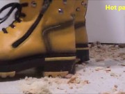 She explodes stewed fruit and several yoghurts in a shower then she crushes cans and dry breads 16/16