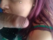 no dejo estudiar a mi amiga lizi love, pido que me chupe la polla mientras estudia en el pc 16/16