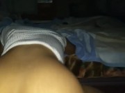 Si me tumban en el sillón me entra todita puesta de perrito. Me logro venir rápido y muy delicioso.  9/16