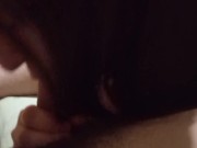 Грудастая жена сочно сосет член 8/16