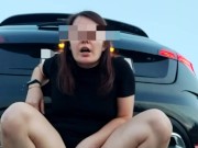 Lika Lax трахает себя и сквиртит прямо на шоссе  бесконечно кончает 14/16