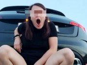 Lika Lax трахает себя и сквиртит прямо на шоссе  бесконечно кончает 15/16