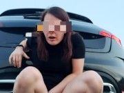 Lika Lax трахает себя и сквиртит прямо на шоссе  бесконечно кончает 16/16