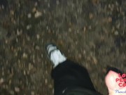 Homemade : MILF Francaise mariée libertine branle une queue en forêt et recoit le sperme sur son cul 10/16