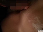 Coppia sexy italiana si eccita spalmandosi e leccandosi il formaggio: le sborra sulle grandi tette 5/16