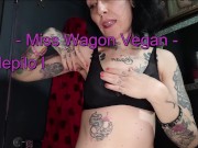 Miss Wagon Vegan Ascelle pelose fetish 1/16