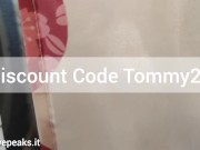 Ladymuffin si masturba sotto la doccia 6/16