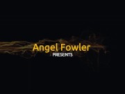 How do girls pee? Pissing pussy close up 1/16