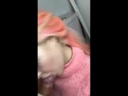 Красотка отсосала в туалете на вписке Сосет на вечеринке в туалете минет отсосала русское порно 9/16