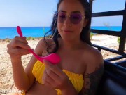 My friend controls my lush while I drive on the beach And masturbate my cream pussy 16/16