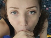 милая страстно отсасывает член и яйца чтобы получить на лицо порцию вкусной тёплой спермы 6/16