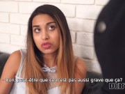 DEBT4k. Un agent de recouvrement fait irruption dans l'appartement des modèles et la baise 4/16