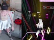 GAMER GIRL GETTING FUCKED BY A BEAUTIFUL BEAT SABER MAP 9/16