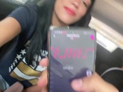 Pone su vibrador en el parqueadero y se pone cachonda 10/16