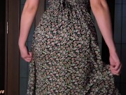 LADY IN SUMMER DRESS SHOWING HER ASS AND SUCKING DILDO 1/16