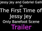 Moglie Torna a Casa e Si Fa Annusare e Leccare i Piedi Dal Marito Che Si Sborra Nelle Mutande ITA 1/16