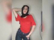 الرقص بهذا الشكل يجعل سنتي ساخنة 5/16