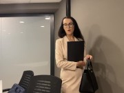 The boss fucked a lustful secretary in the toilet 1/16