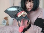 the alien is back! and does not want to leave my tummy 14/16