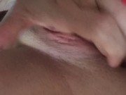 RUIVA ACORDOU COM TESAO E GRAVOU SUA BUCETA MOLHADA, BATEU UMA ATE GOZAR 10/16