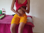 indian bhabhi showing her sexy body to her college best friend भाभी अपना सेक्सी बदन दिखाती हुई 8/16