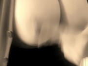 Milf arrapata si masturba 7/16