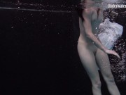 Underwater world of naked babes 14/16