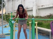 No la dejo ejercitarse tranquila, jajaja