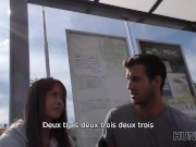 HUNT4K Gentleman trouve une pauvre fille à la gare routière et la frappe fort 5/16