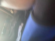 Im Auto Wichsen und Abspritzen auf einem Feldweg 4/16