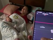 DESPIERTO A MI CHICA CON SU VIBRADOR, LE ENCANTA!! 5/16