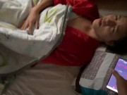 DESPIERTO A MI CHICA CON SU VIBRADOR, LE ENCANTA!! 9/16