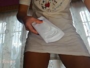 How girs using a sanitary pads during their period days 4/16