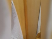 Je réalise le défi de mon abonné : me goder dans une cabine d'essayage  11/16