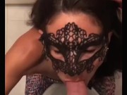 Sculaccio mia moglie, la scopo a pecorina e la piscio in bocca - pov trailer amatoriale webcam 9/16