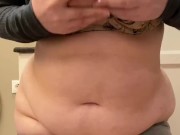 Сисястая пышка с волосатой пиздой Ирина Природа мастурбирует перед зеркалом 13/16