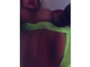 Нежная красивая девушка мастурбирует на свои фантазии 12/16