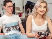 SISPORN Guy postpones his gamepad to make it with the blonde stepsister