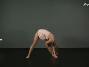 Zina Nehuschova super flexible blonde babe 4/16