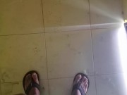 Mamada antes de abrir la tienda