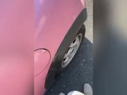 Je réalise le défi d’un abonné : me goder la chatte sur une aire d’autoroute 10/16