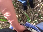 Su primera vez teniendo sexo al aire libre 7/16