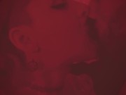 Depois do show, a stripper fodeu o cliente no banheiro da boate 3/16