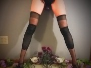 Pink Pop plays with Pretty Pussy 10/16